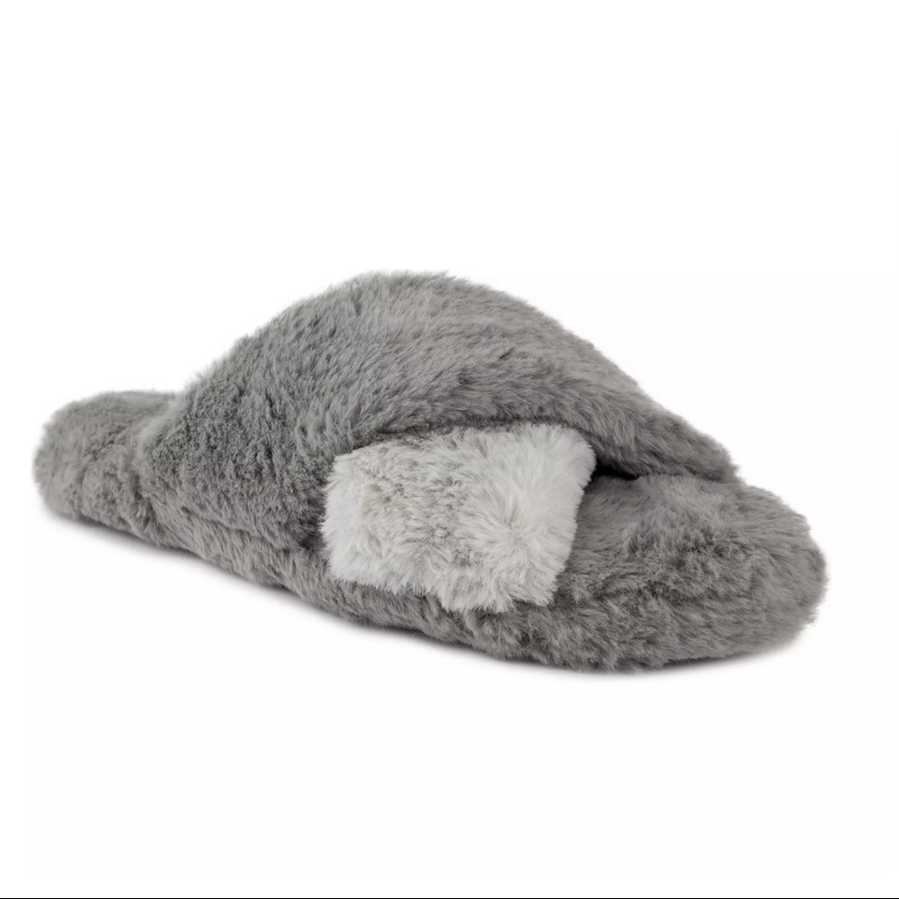 Fluffy Criss-Cross Slippers